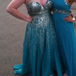 Sherry Hill formal gown